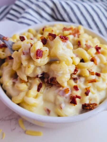 Smoked Gouda Mac and Cheese