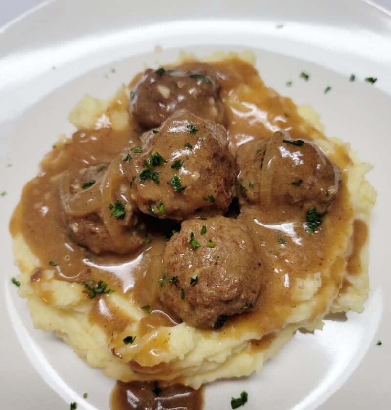 Meatballs and Gravy