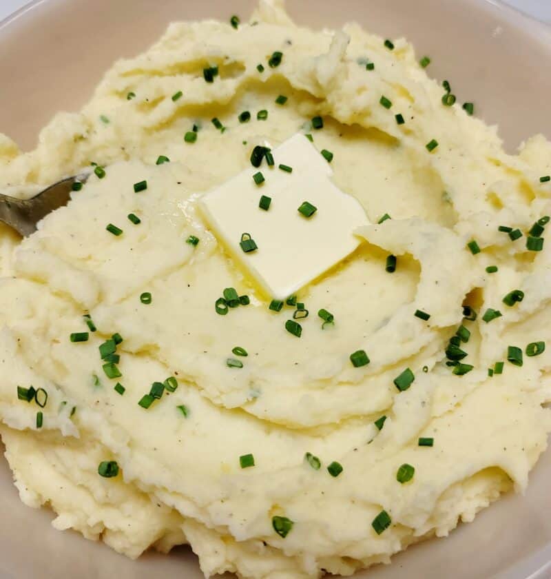 Sour Cream and Chive Mashed Potatoes