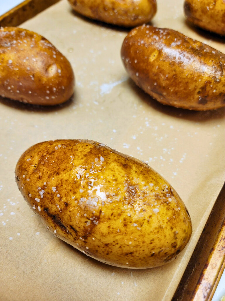How to Bake a Potato in the Oven