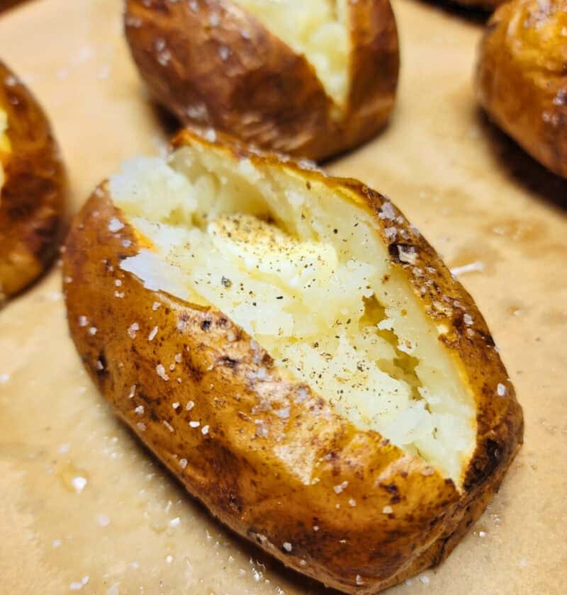 How to Bake a Potato in the Oven