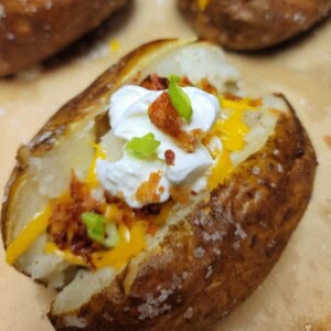 How To Bake a Potato in the Oven