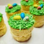 Mini Easter Cakes