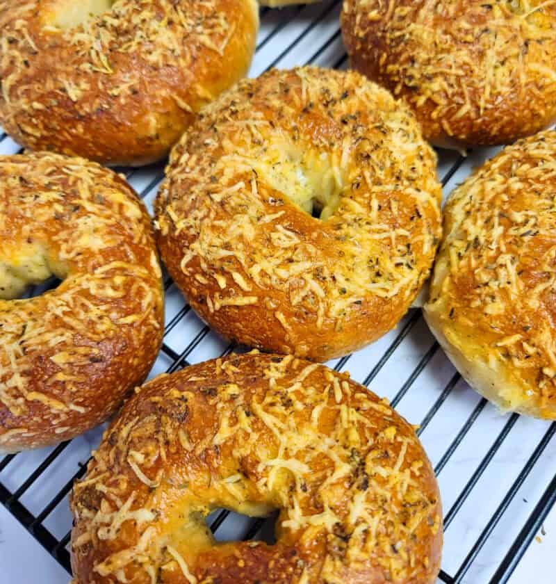 Italian Herbs and Cheese Bagels