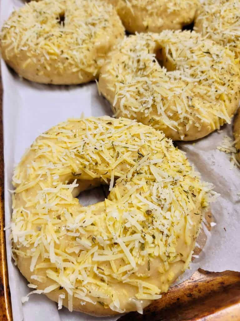 Italian Herbs and Cheese Bagels