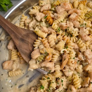Creamy Garlic Parmesan Chicken Pasta