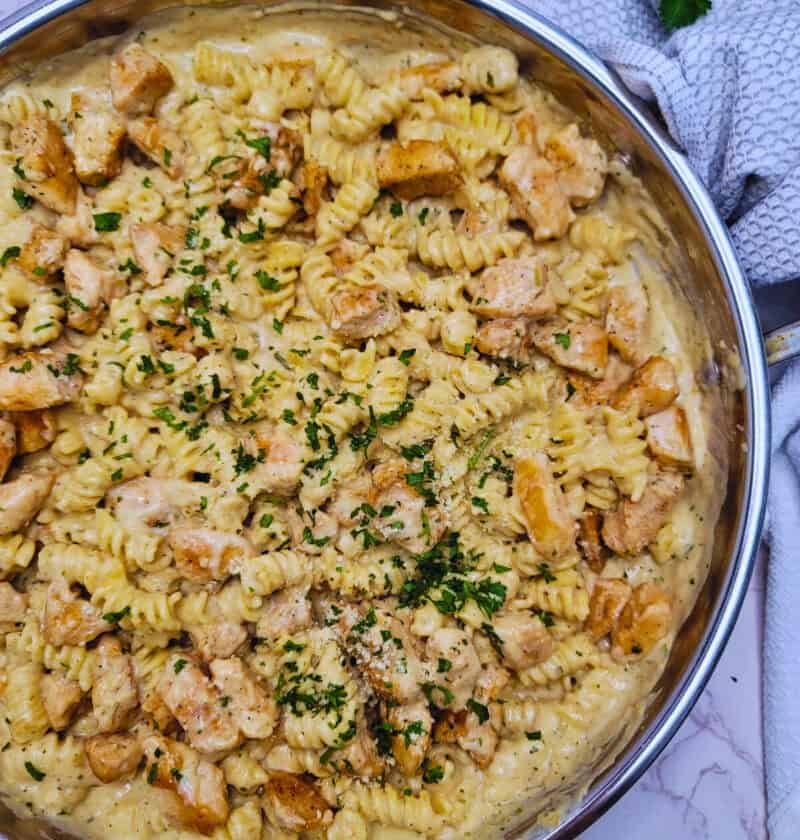 Creamy Garlic Parmesan Chicken Pasta