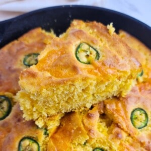 Jalapeño Cheddar Cornbread