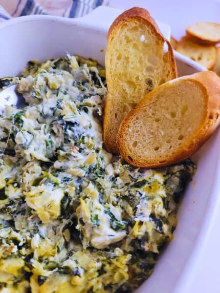 Easy Spinach Artichoke Dip