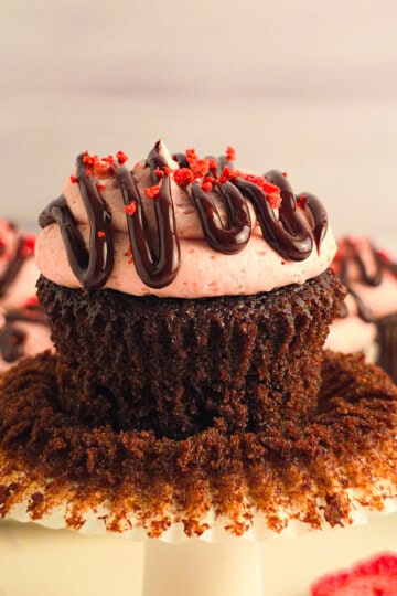 Chocolate Strawberry Cupcakes
