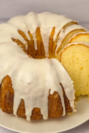 Lemon Bundt Cake